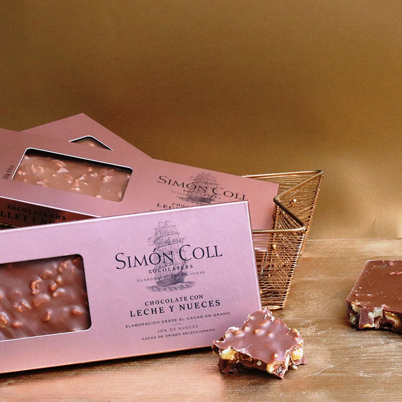Walnut turrón